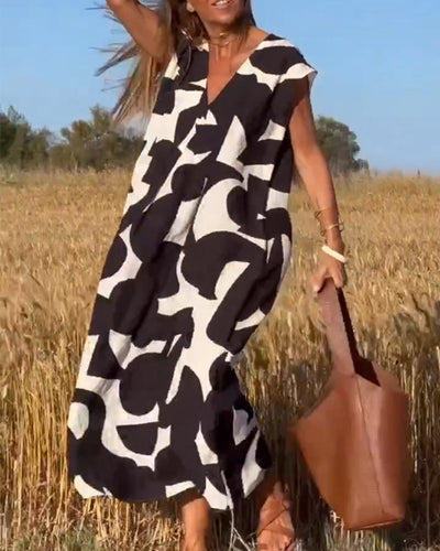 Shiena | Cozy Printed V-Neck Dress