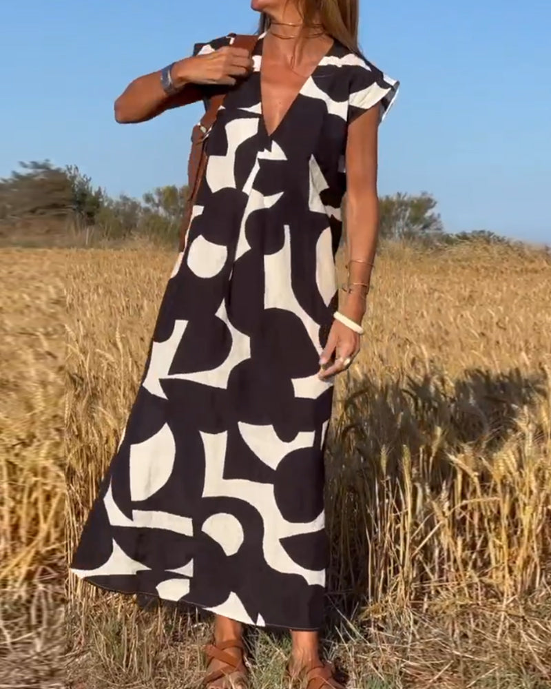 Shiena | Cozy Printed V-Neck Dress