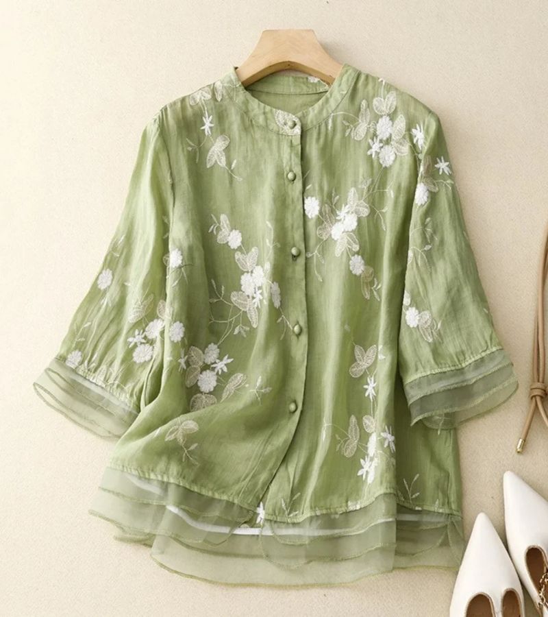 Belinda | Chic Vintage Blouse