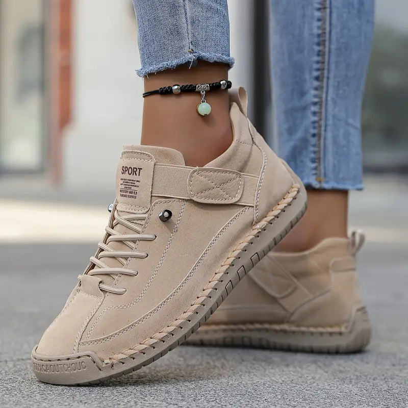 Elira - Comfortable and Supportive Sneakers