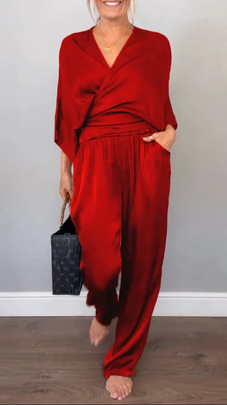 Vita | Casual V-Neck Set