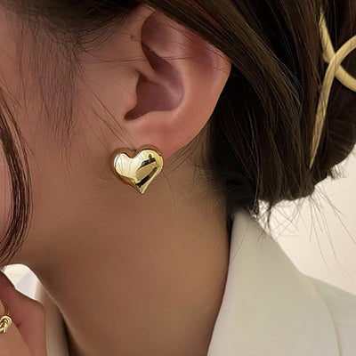 Elegant heart earrings