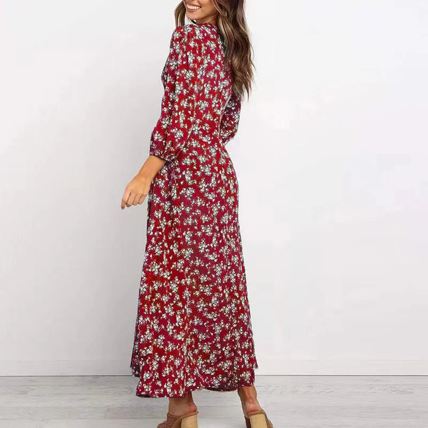 Janin | Everyday V-Neck Floral Dress