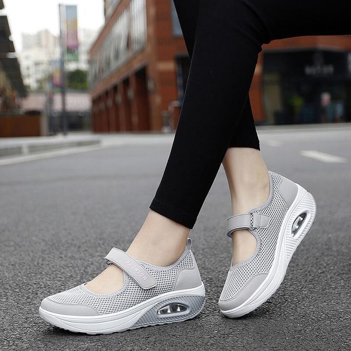 Greta | Classic Fit Orthopedic Shoes