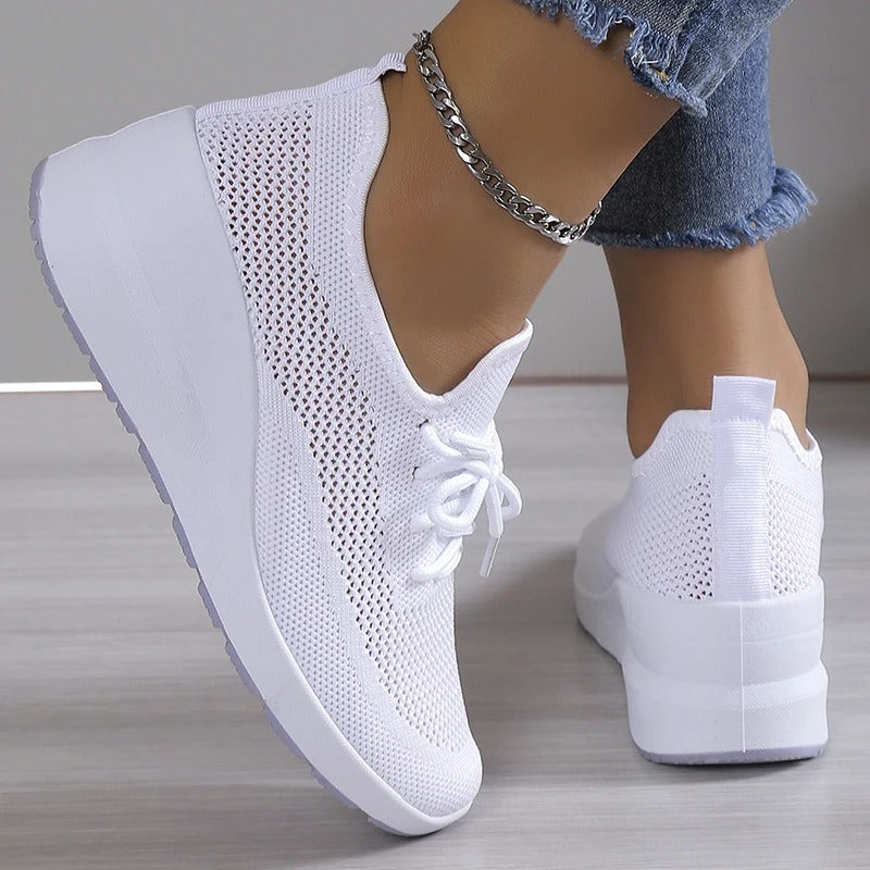 Delany | Pain Relieving Sneakers
