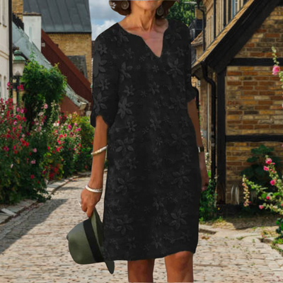 Judith | Cozy Floral Charm Dress