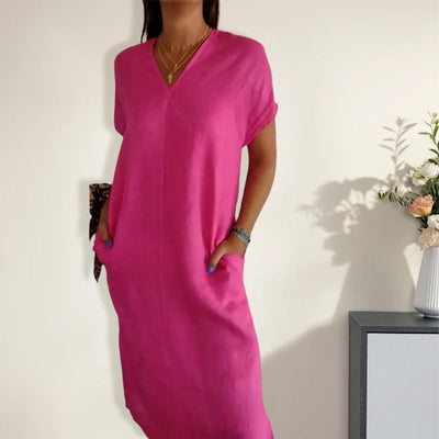 Darlene | Classic V-Neck Dress