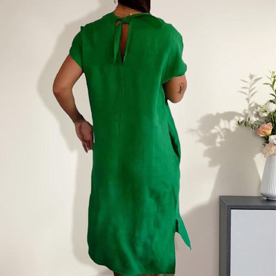 Darlene | Classic V-Neck Dress