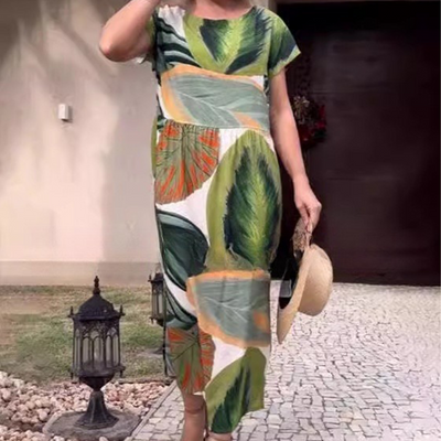 Sarai | Chic Round-Neck Dress