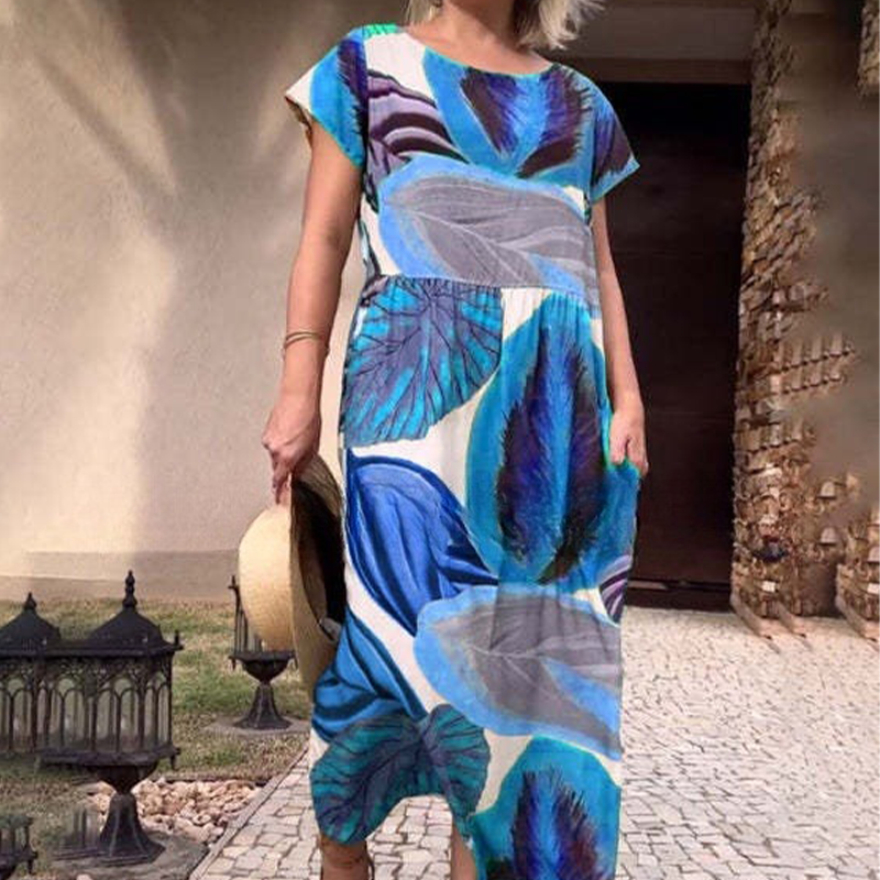 Sarai | Chic Round-Neck Dress