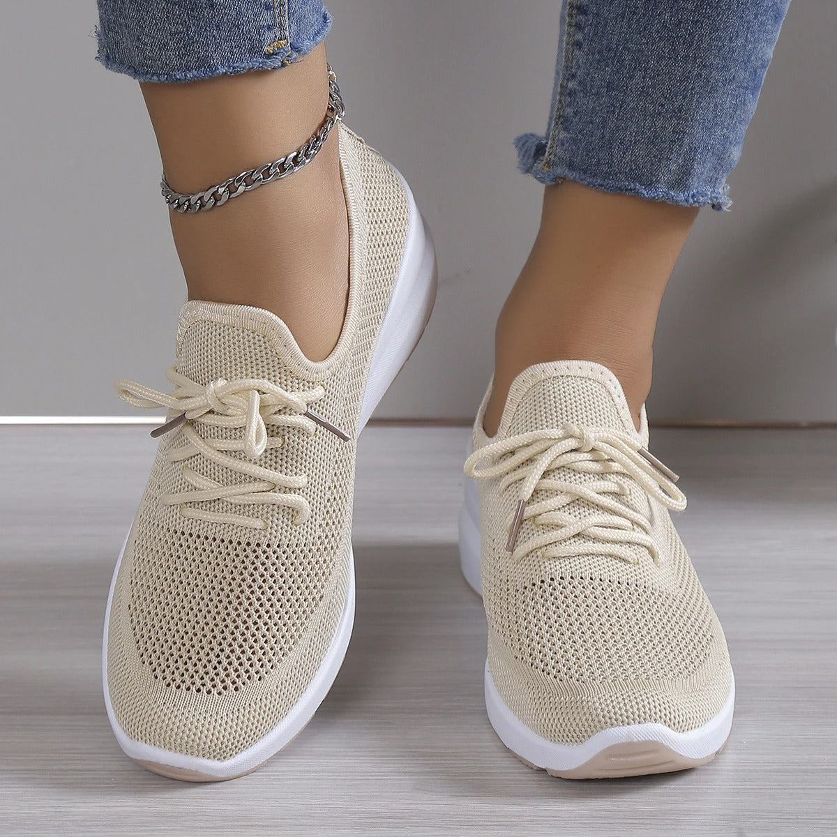 Delany | Pain Relieving Sneakers
